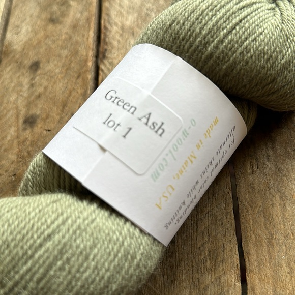 Luxury hand dyed yarn O Wool - Picture 4 of 4